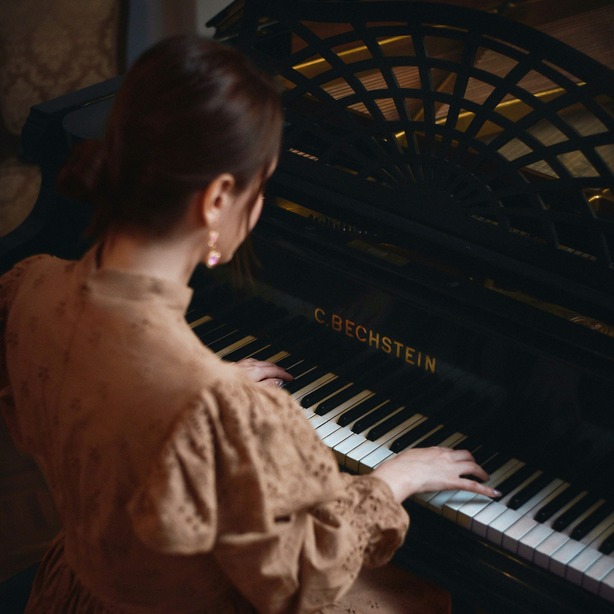 Beginner piano lesson for adults at Loh Piano Studio in Johor Bahru